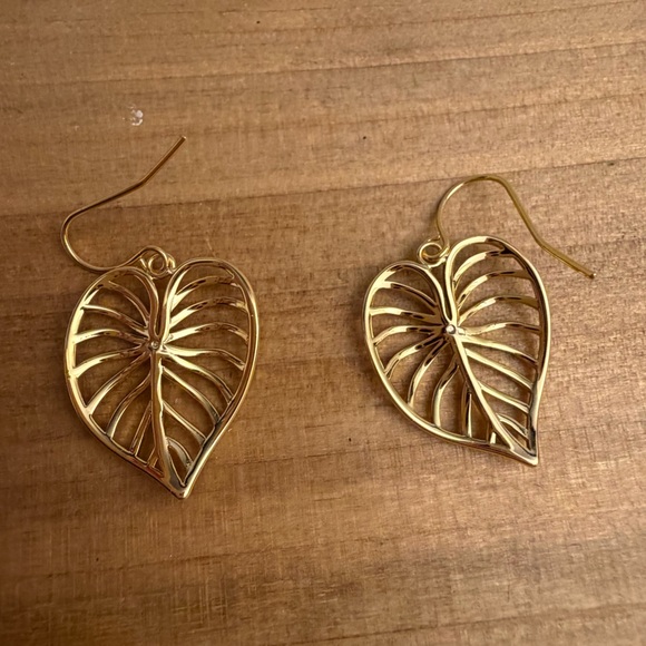 Soha Living Leaf Earrings NWOT - Picture 5 of 7